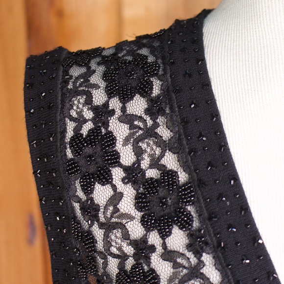 Vintage Talbots 100% Wool Beaded & Lace Knitted Black Button Down Vest Size L - Picture 4 of 16